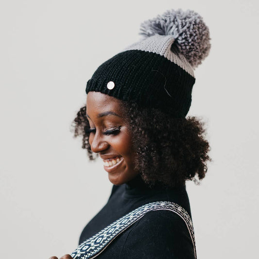 Pretty Simple Alpine Snow Beanie: Black/Gray
