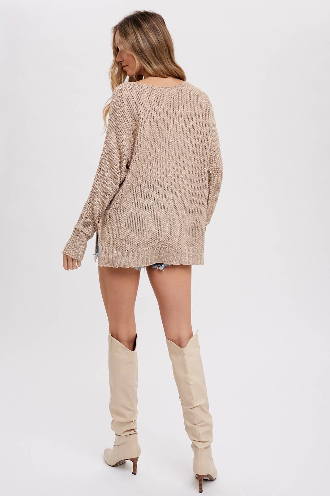 REVERSE SEAM LOOSE FIT SWEATER