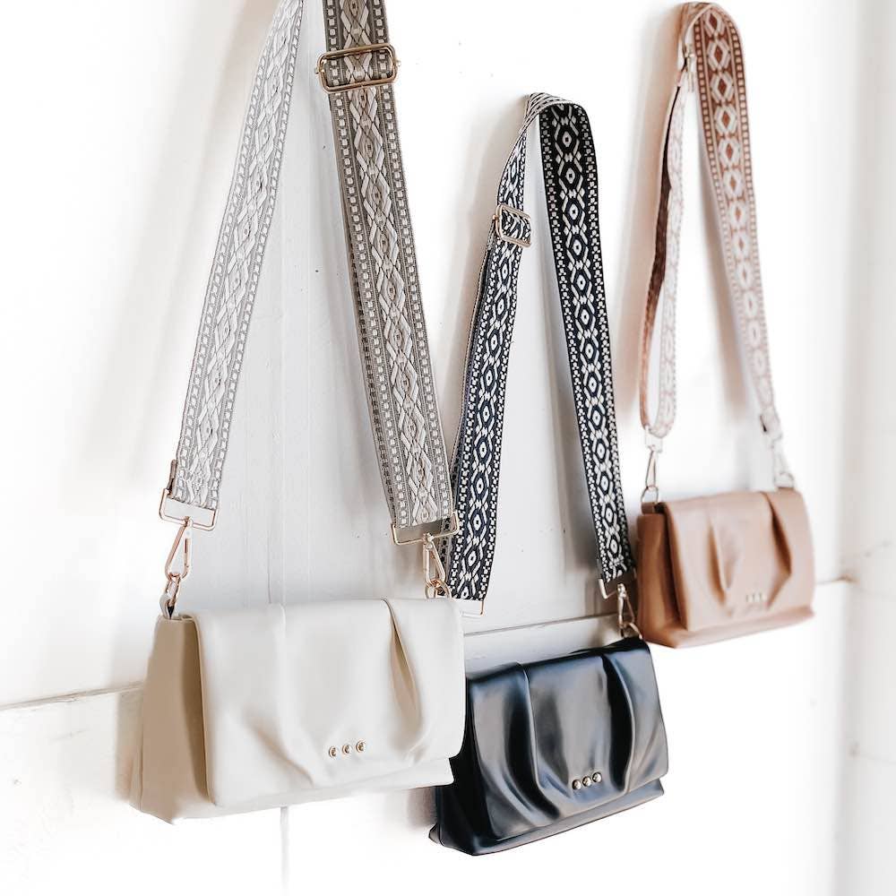 Aurora Crossbody Clutch Bag: Black