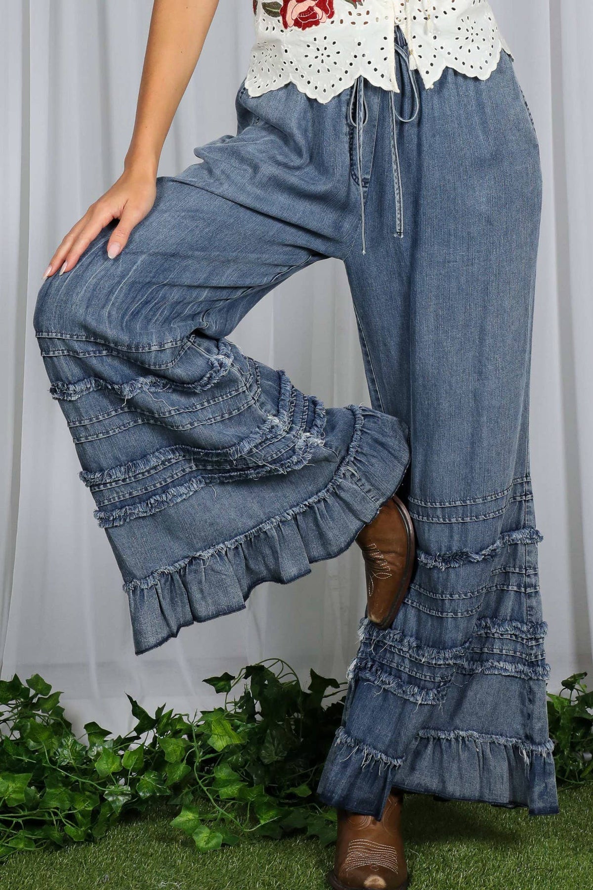 Chambray Ruffle Hem Crop Pants